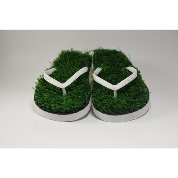 Astro Turf Grass Flip Flops 10.5 inches long - Picture 1 of 6